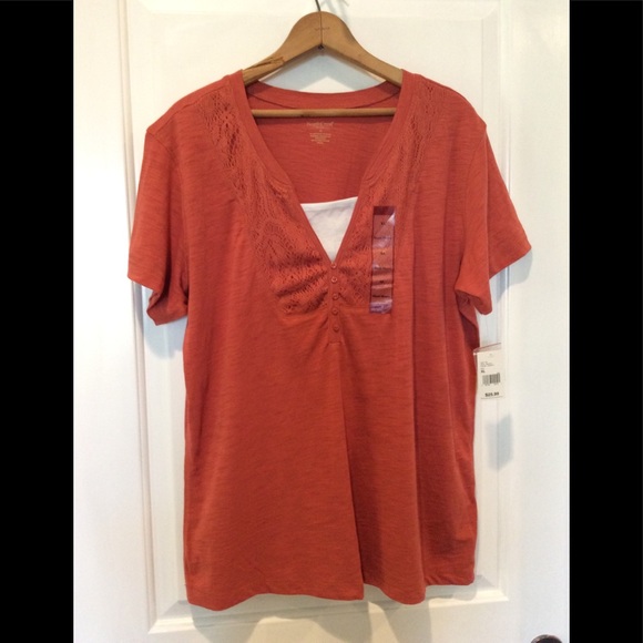 Northcrest Tops - North crest Short sleeve summer top NWT